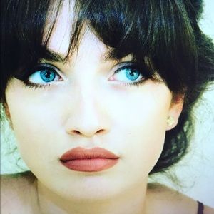 Meet your Posher, Ally