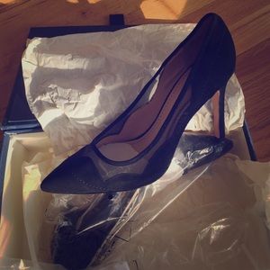 Pour La Victoire Chantel Heels
