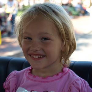 Meet your Posher, Olivia