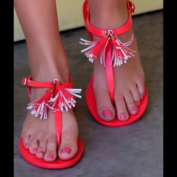 Brand New Coral Fringe-Accent Sandal - Picture 5 of 6