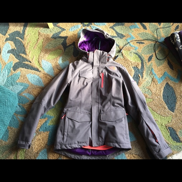 Womens North Face Gore tex Snowboarding Jacket