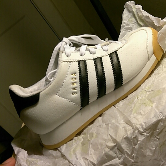 Adidas samoa children shoes