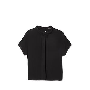 NWT!! Red Elegant Vince Camuto blouse - PETITE!