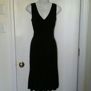 Shape Fx   black dress size Small