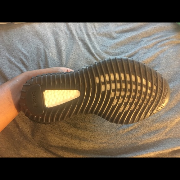 Yeezys 350 - Olive