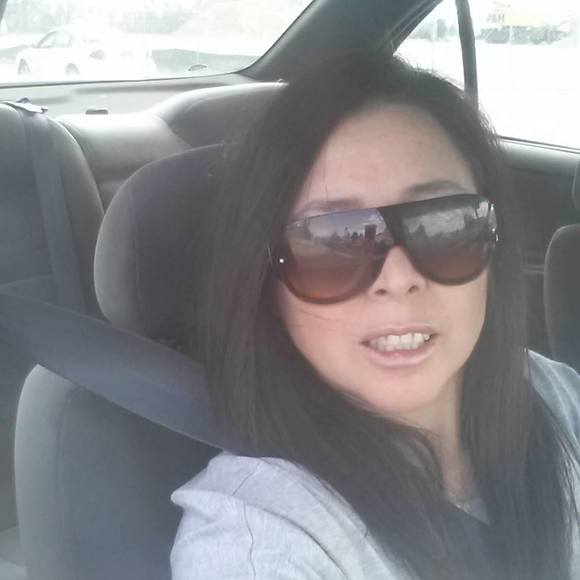 Meet your Posher, Yolanda