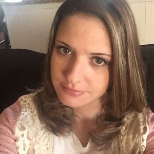 Meet your Posher, Vanessa