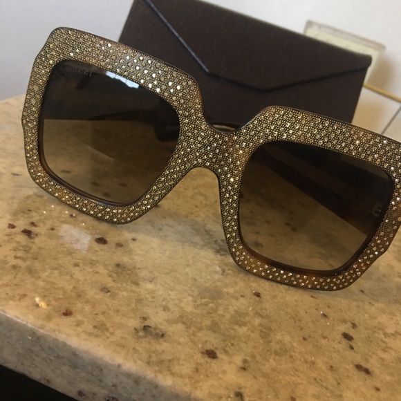 💥💥💥 SOLD! Gucci oversized sunglasses