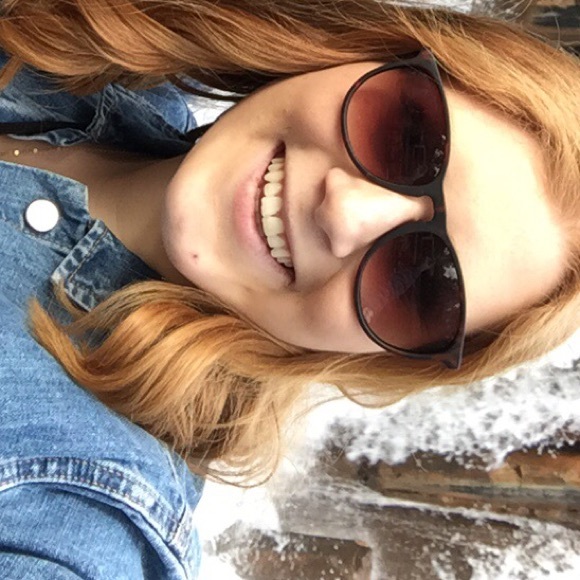 Meet your Posher, Haley - Picture 3 of 3