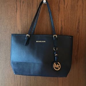 Michael Kors tote