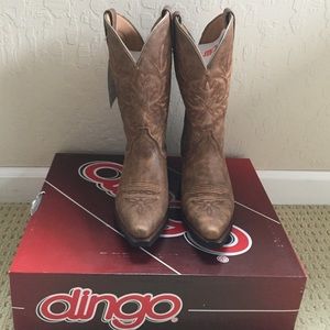 Dingo cowboy boots