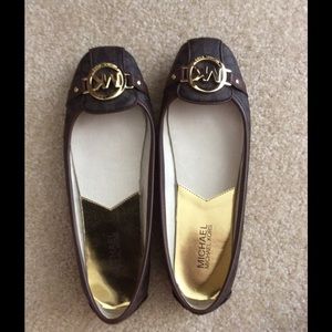 Like New Michael Kors Fulton MK Flats