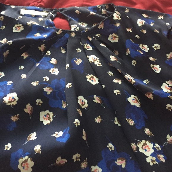 Tunic - Picture 2 of 2