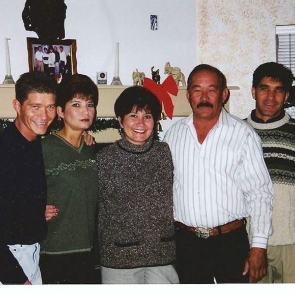 Meet your Posher, Loretta - Picture 1 of 1