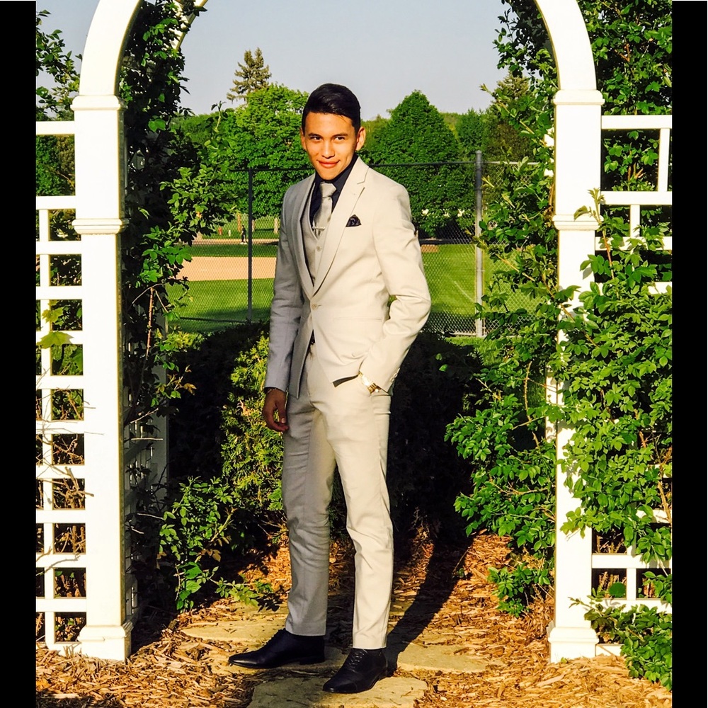 Meet your Posher, Bryan