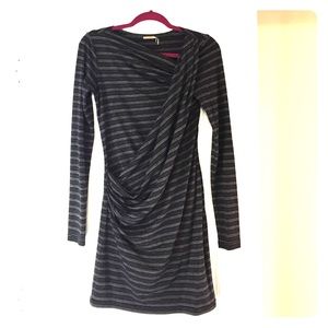 Max Studio long sleeve stripe gathered dress sz M