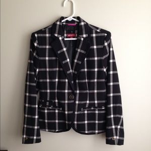 ❗️FLASH SALE ❗️Black and white plaid Merona blazer