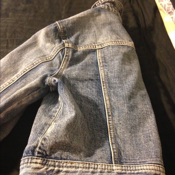 Cute denim jacket - Picture 3 of 3