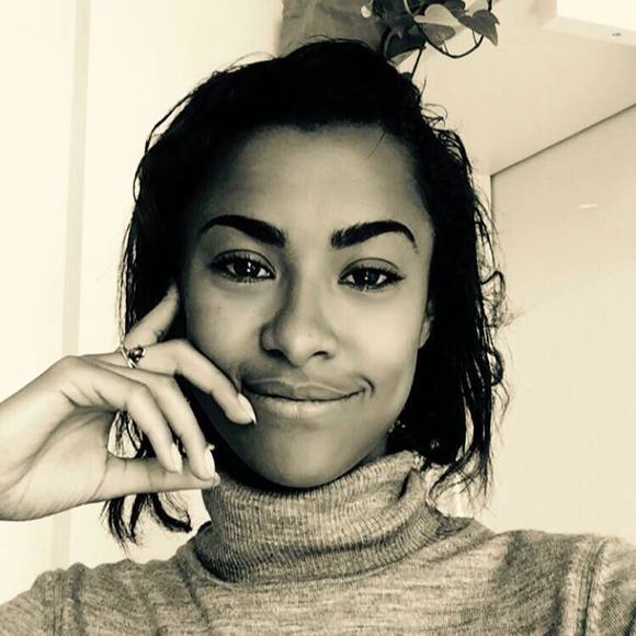 Meet your Posher, Mirith