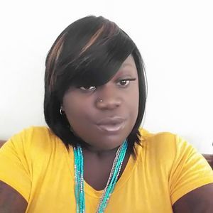 Meet your Posher, Olisha