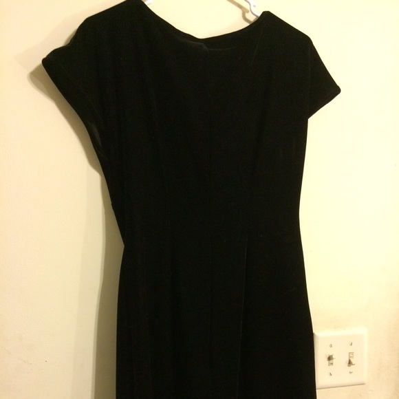 NWT Ladies Sz small Black holiday dress $15 - Picture 3 of 4