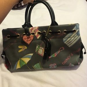 ⚡️FLASH SALE⚡️ Dooney & Burke bag.