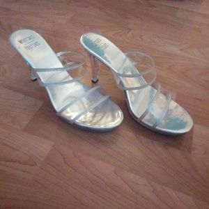 Mootsies Tootsies heels