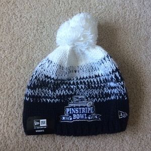 New Era Pinstripe Bowl knit hat NTW
