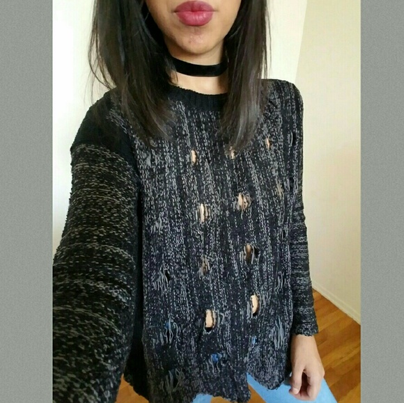 🍍CLEARANCE 🍍MARLED SCALLOP SWEATER - Picture 3 of 3