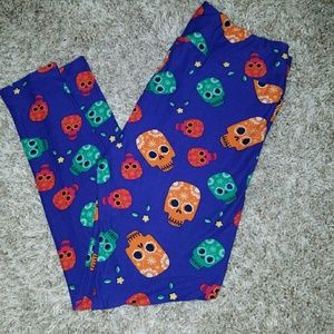 Lularoe TC Sugar Skull leggings