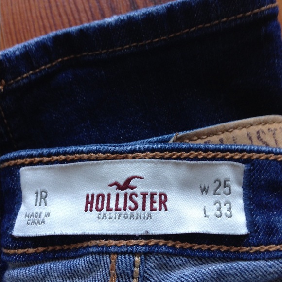 Size 1 Hollister skinny jeans