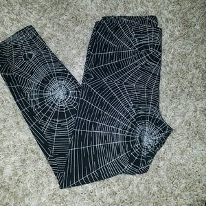 Lularoe TC spiderweb leggings
