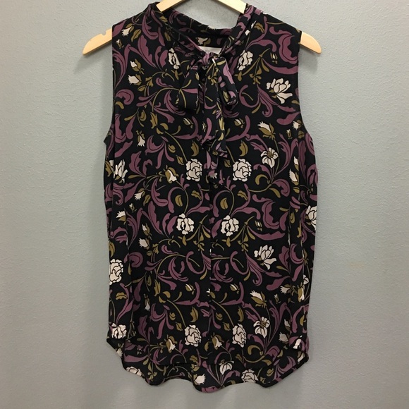 LOFT Tops - LOFT Sleeveless Button Down Blouse, S