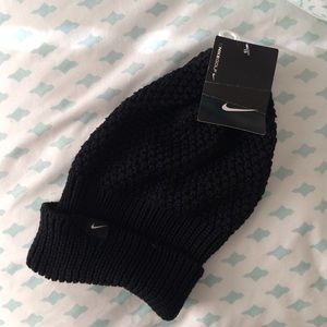 NWT Nike slouch beanie