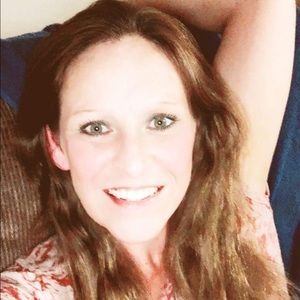 Meet your Posher, Stacy