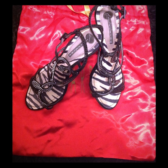 Scarbina Italy Swarovski intertwined snakes sandal