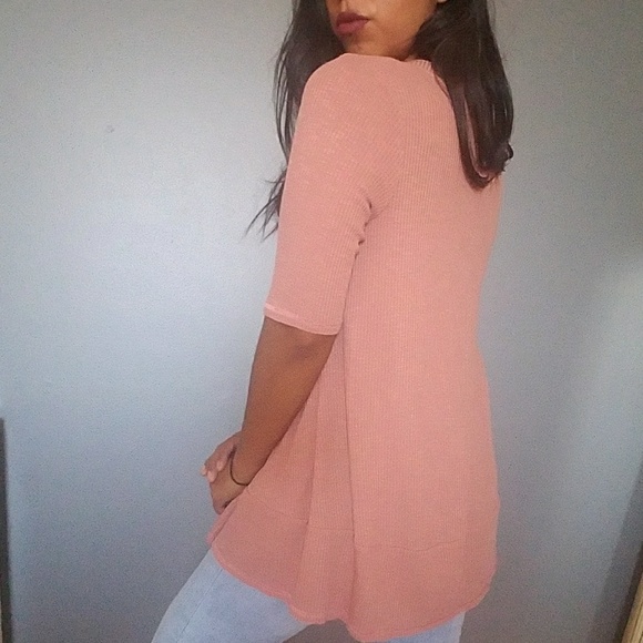 MAUVE RIBBED V NECK TOP - Picture 2 of 5