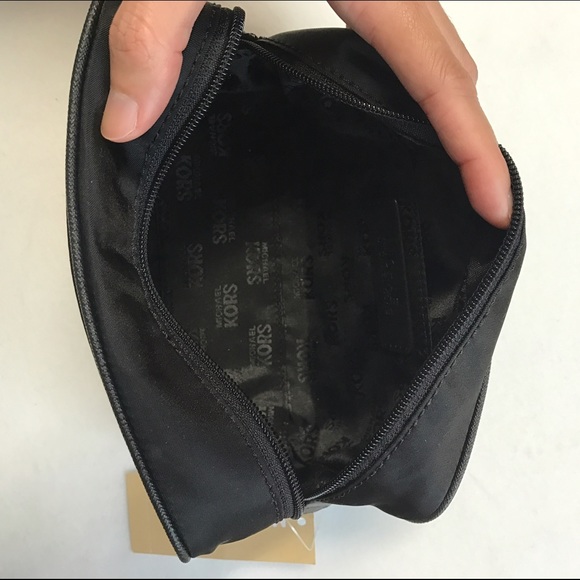 MK cosmetic case travel pouch - Picture 4 of 4