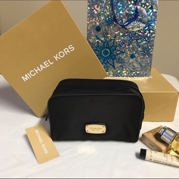Michael Kors Handbags - MK cosmetic case travel pouch