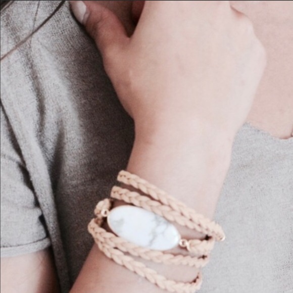 ⚜️Braided Wrap Bracelet with stone⚜️ - Picture 1 of 3