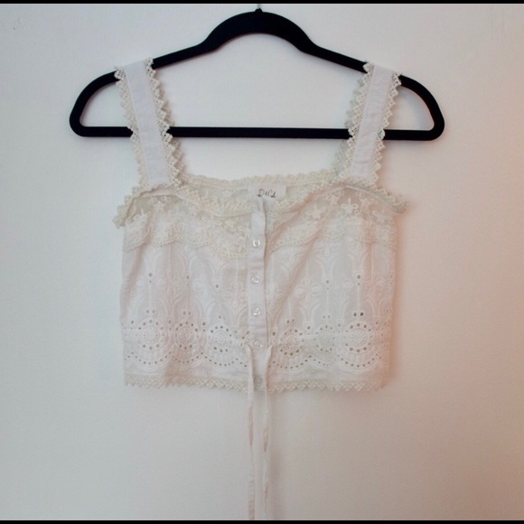 white lace crop top - Picture 2 of 4