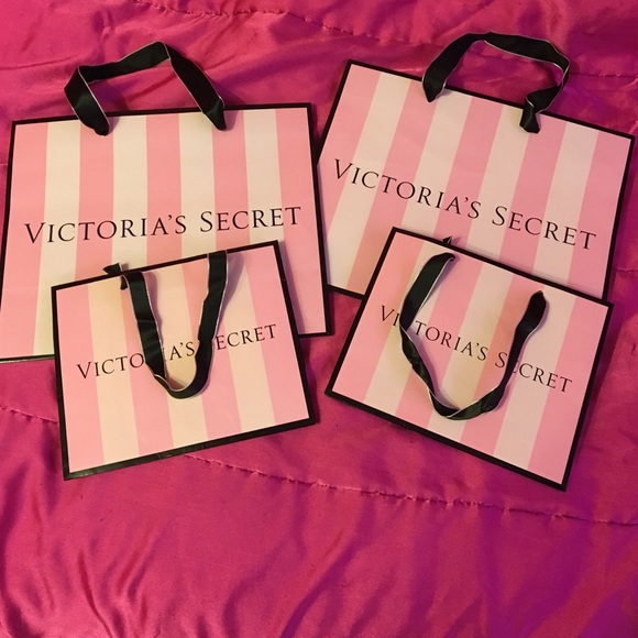 5 Victoria's Secret Shopping Bags