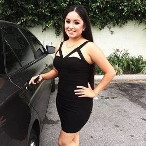 Meet your Posher, Mireya