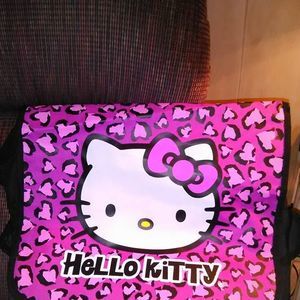 Meet your Posher, Lea