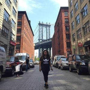 Meet your Posher, Nallaine