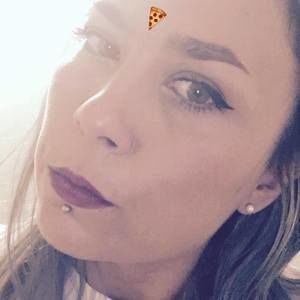 Meet your Posher, Marina