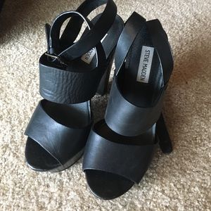 Steve Madden Black Dezzzy Heels 8.5