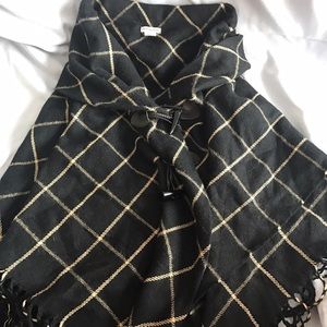 Toggle Plaid Black and Tan Fringe Poncho