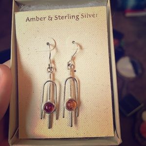 NWT Amber Gem Earrings