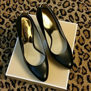 Michael Kors Black Pumps Worn Once Size 9